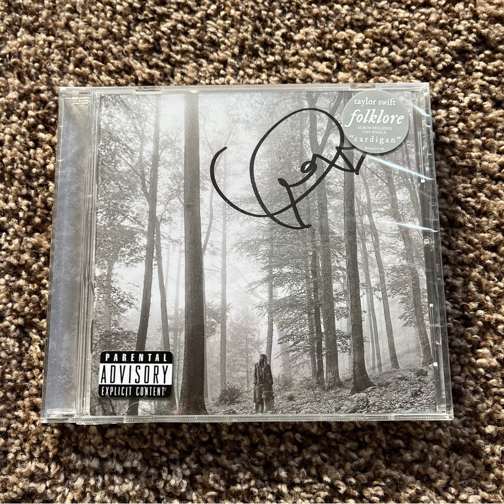 NEW Taylor Swift Signed Folklore CD